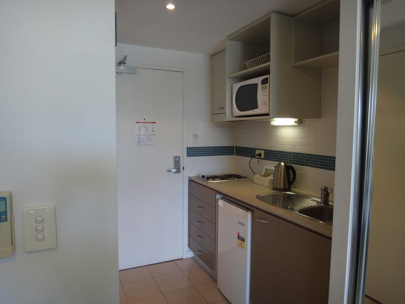 Beautiful Beach Views/water bills incl. 4