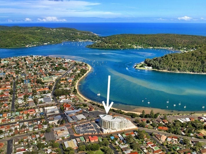 Beautiful Beach Views/water bills incl. 11