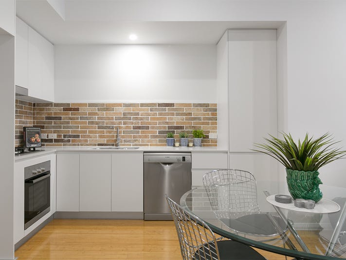 One Bedroom Unit Available 4
