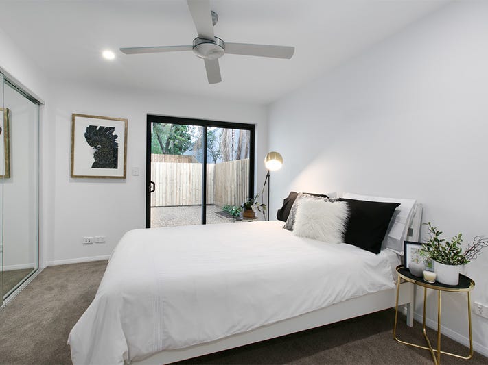 One Bedroom Unit Available 5