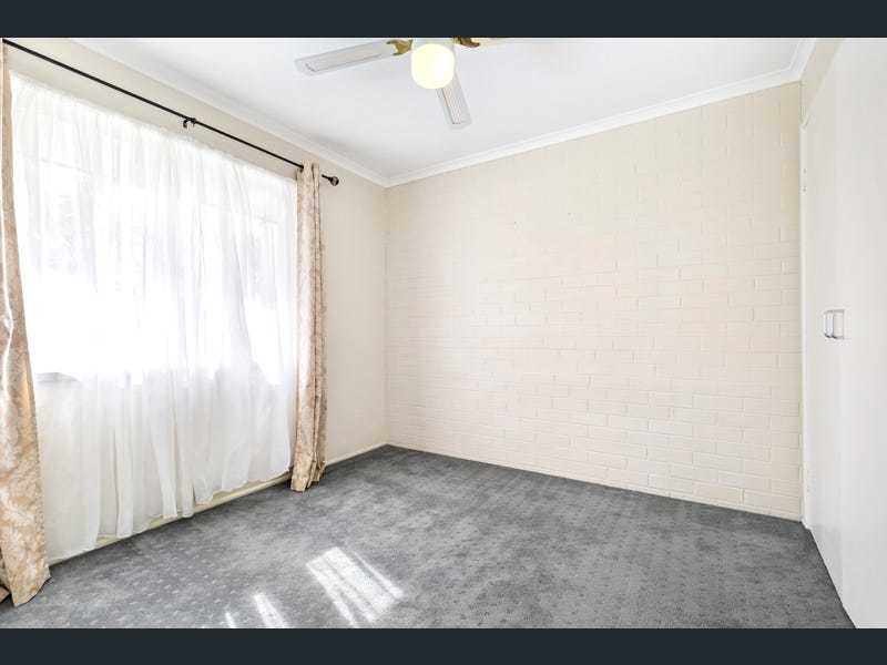 Cozy Townhome Close to all 9