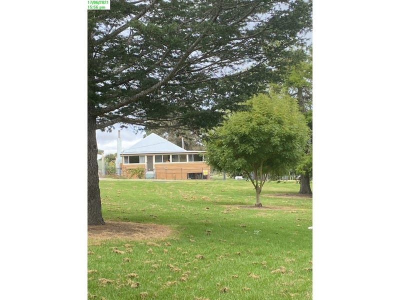 Top Location – Vege Gardens 2