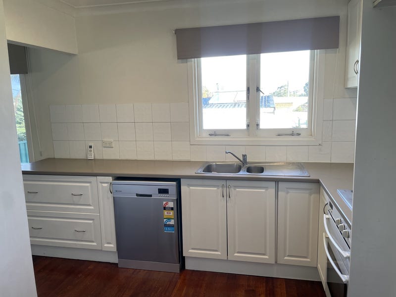 Cosy House for Rent 3