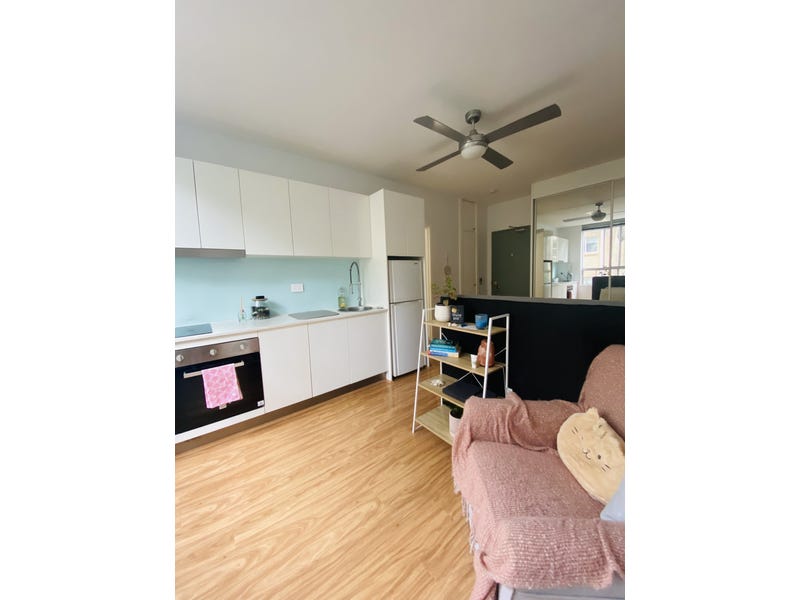 Furnished Studio + Parking