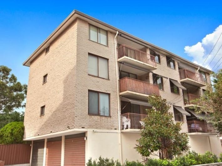 THREE BEDROOM UNIT – SWIMMING 5