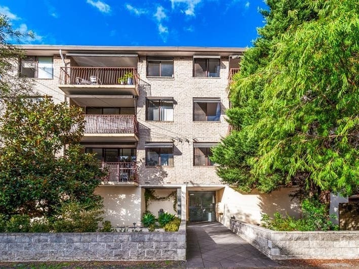 THREE BEDROOM UNIT – SWIMMING 8