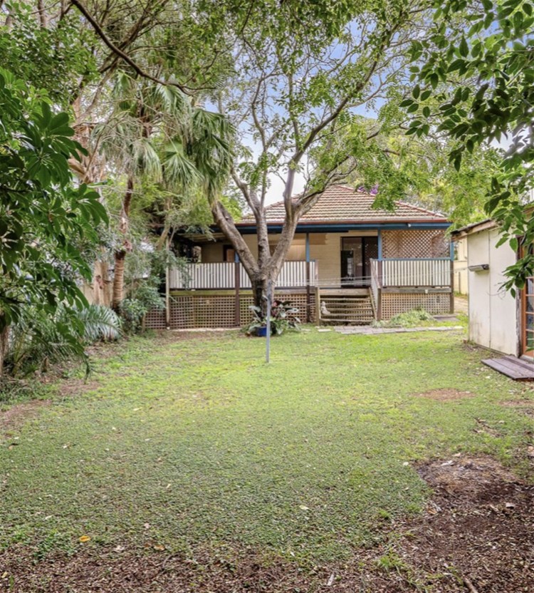 $920 PER WEEK CRONULLA BEACH HOUSE OPEN SUN 1015AM-1030AM