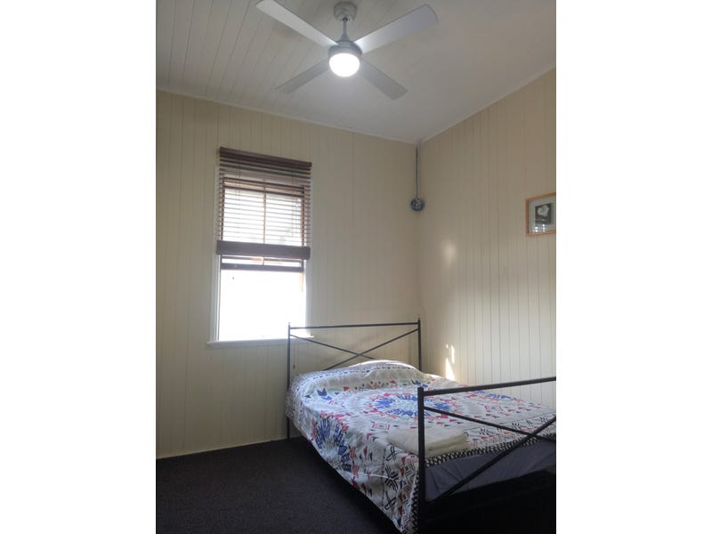 Secluded & Leafy Queenslander, 50m 3