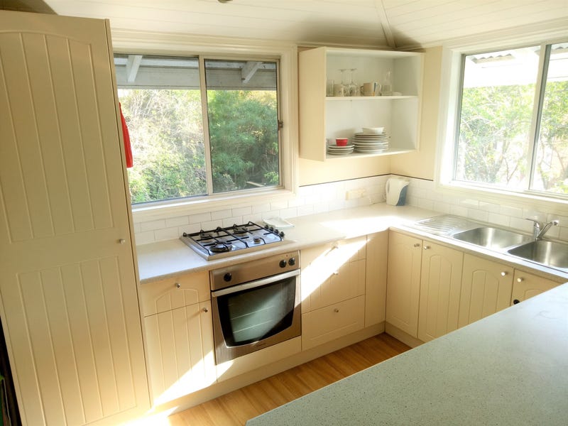 Secluded & Leafy Queenslander, 50m 6
