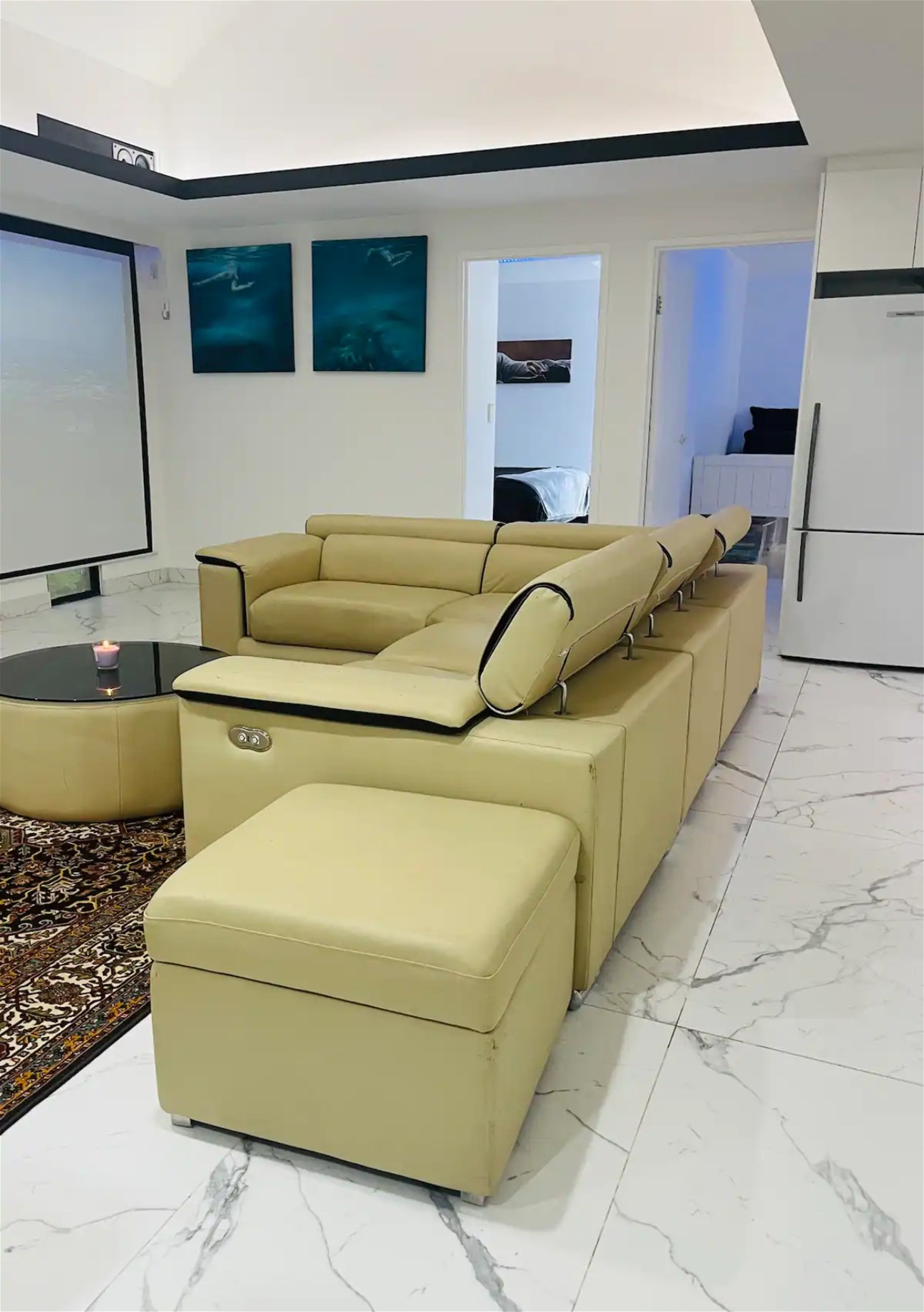“Stunning Large Modern Granny Flat 2