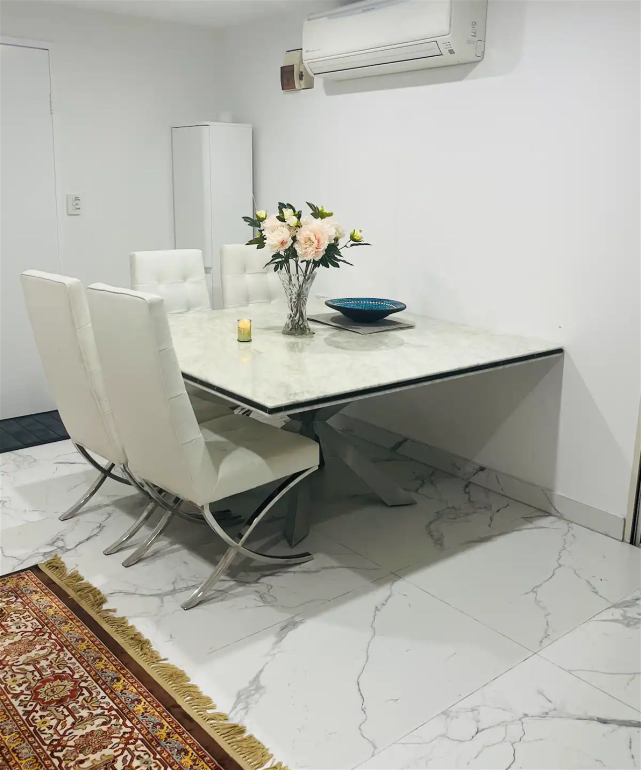 “Stunning Large Modern Granny Flat 4