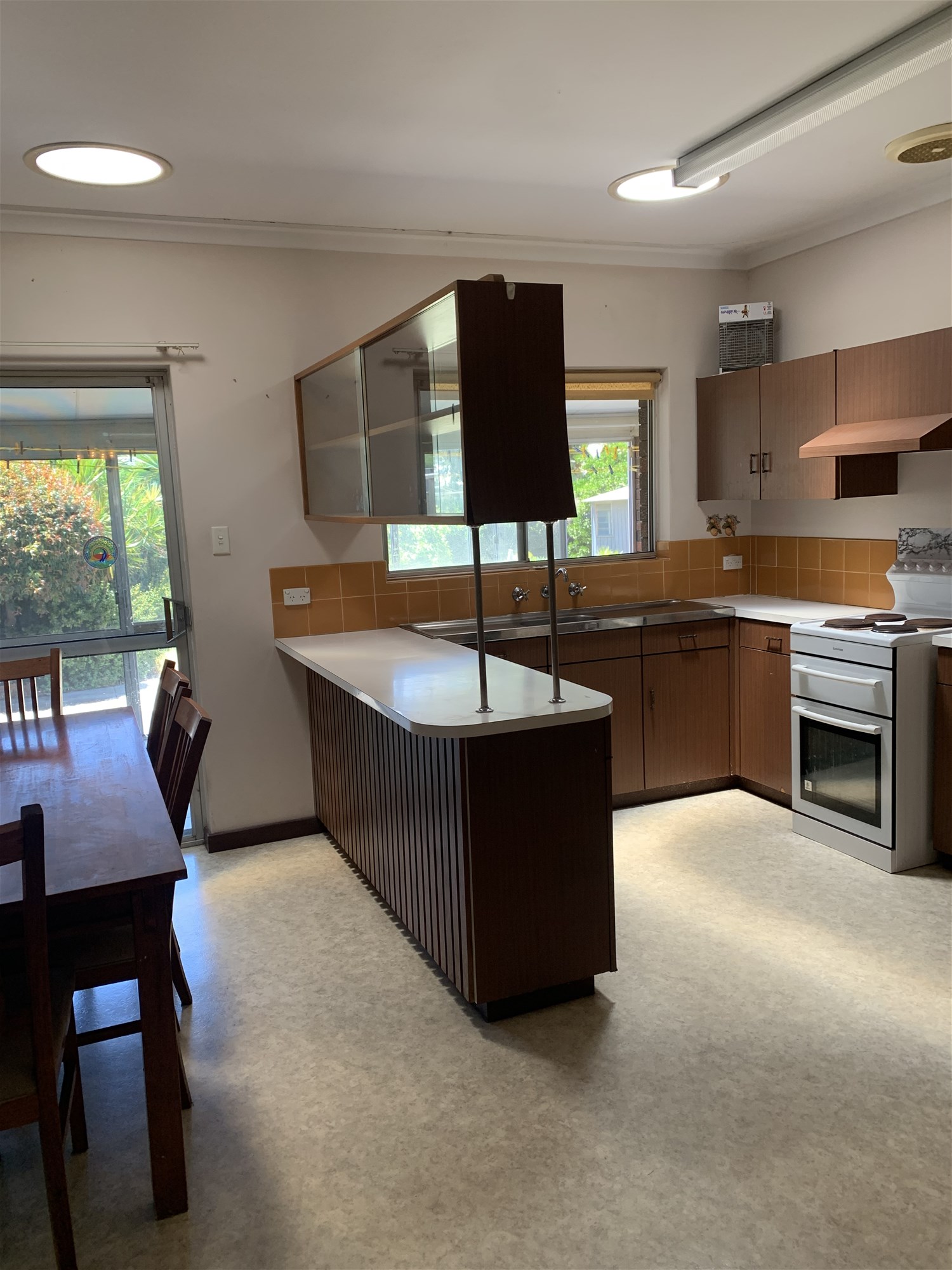 Home for Rent in Desirable 4