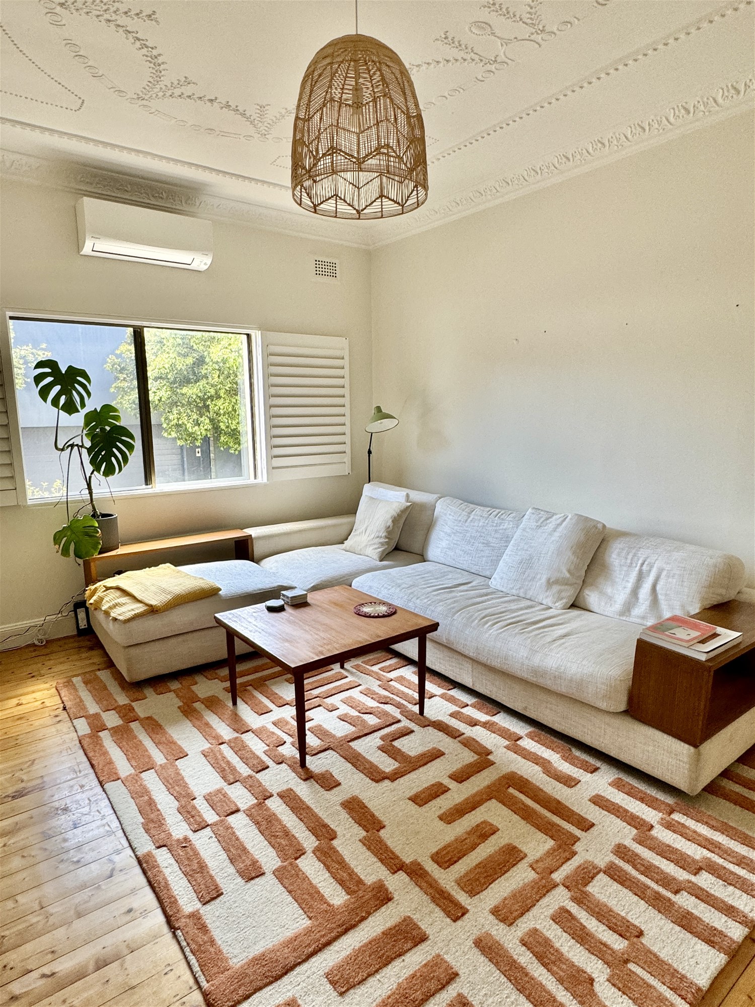 “Furnished apartment in walking distance to Clovelly & north Randwick villages”