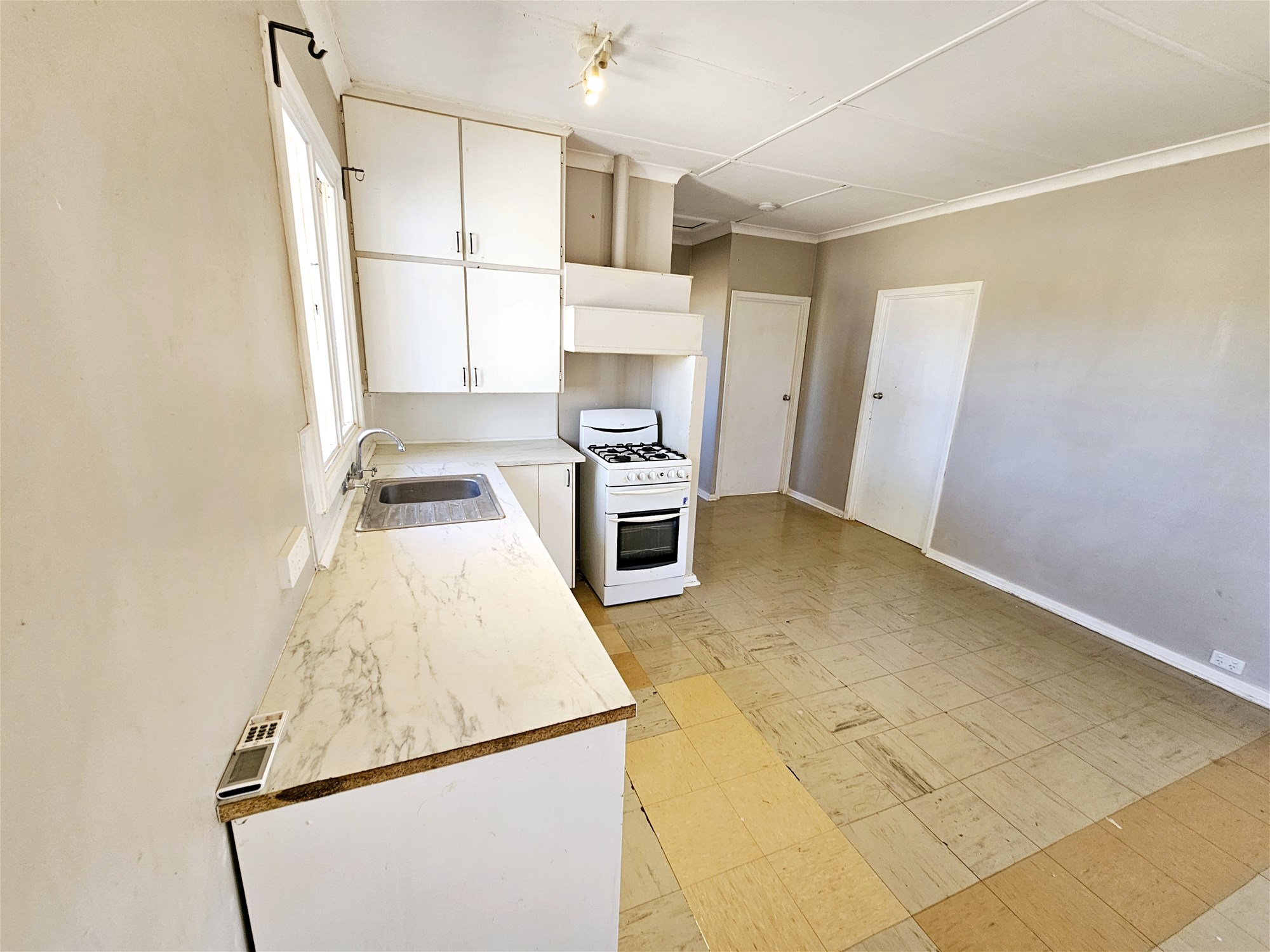 RENTAL AVAILABLE NOW!! 5 Morgans 5