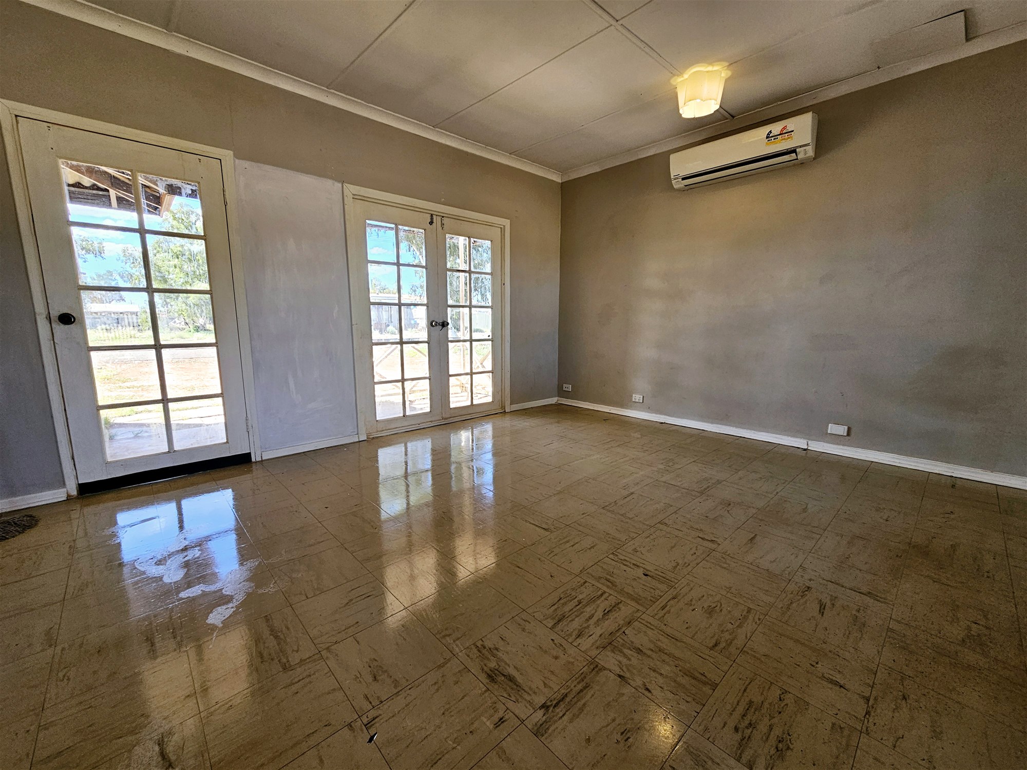 RENTAL AVAILABLE NOW!! 5 Morgans 15