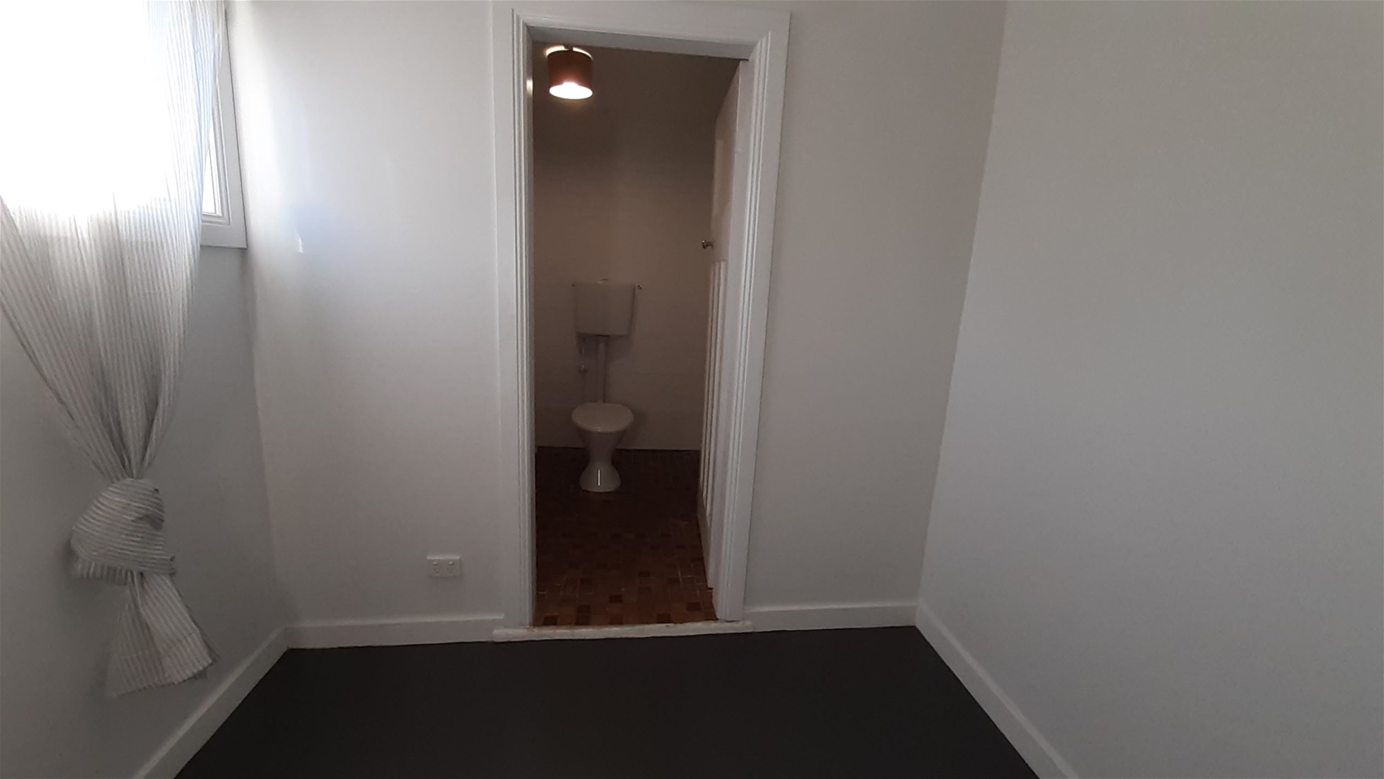 LOVELY CLASSIC COTTAGE -FRESHLY RENOVATED 17