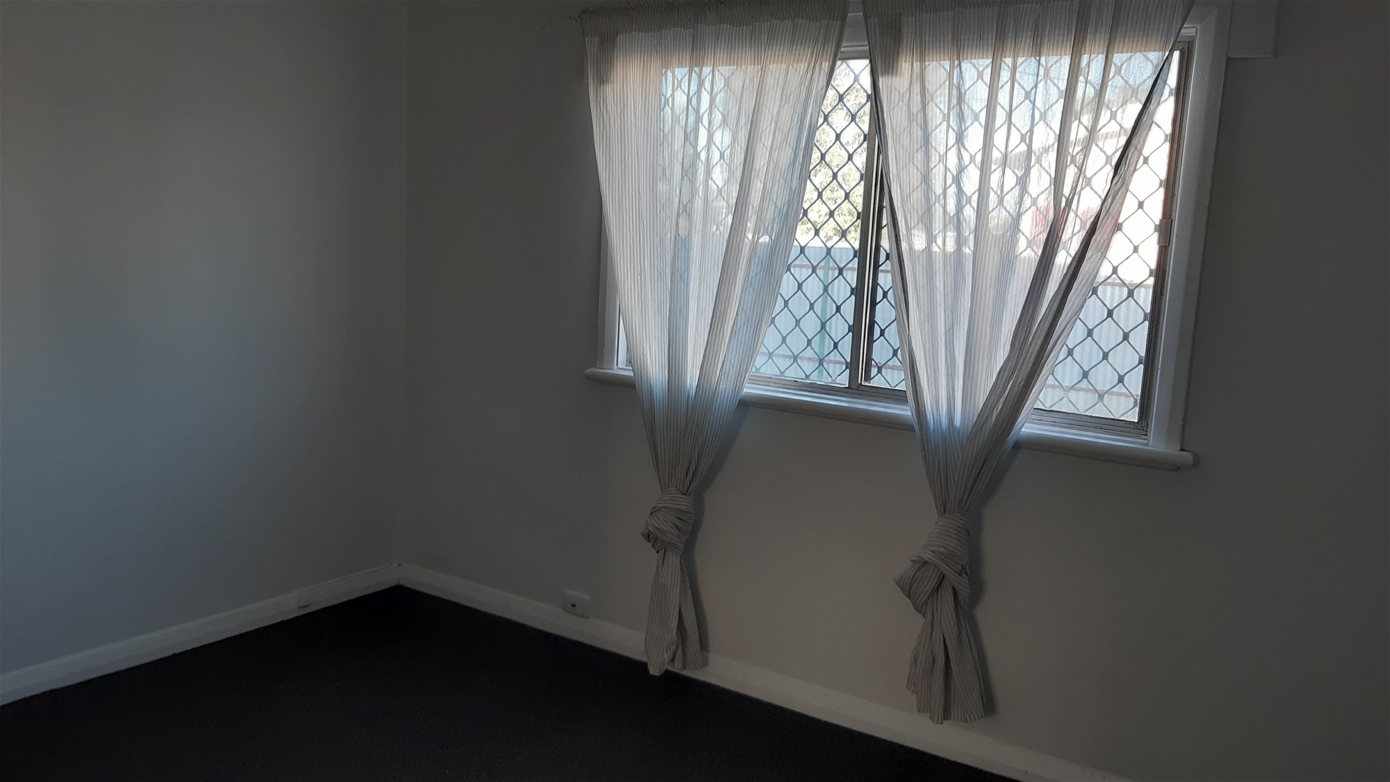 LOVELY CLASSIC COTTAGE -FRESHLY RENOVATED 7