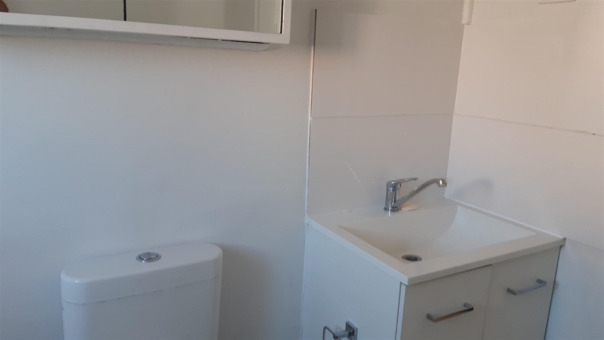 LOVELY CLASSIC COTTAGE -FRESHLY RENOVATED 11
