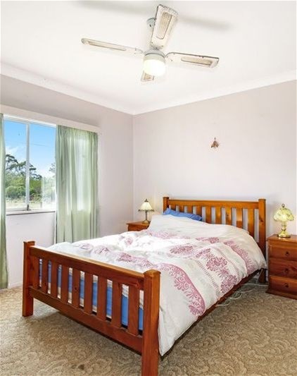 Spacious Property only 25 minutes 5