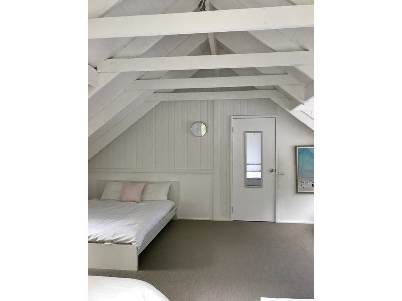 Beautiful beach house 8