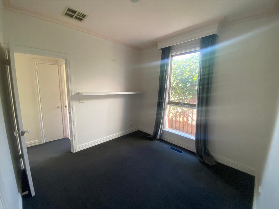 Three bedroom townhouse 10