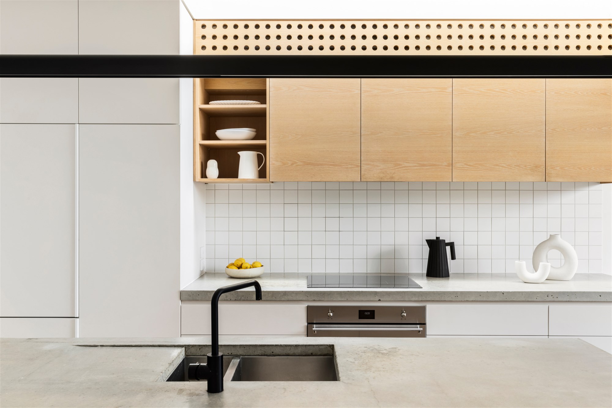 Rent $3500/Week – 3 Months 9