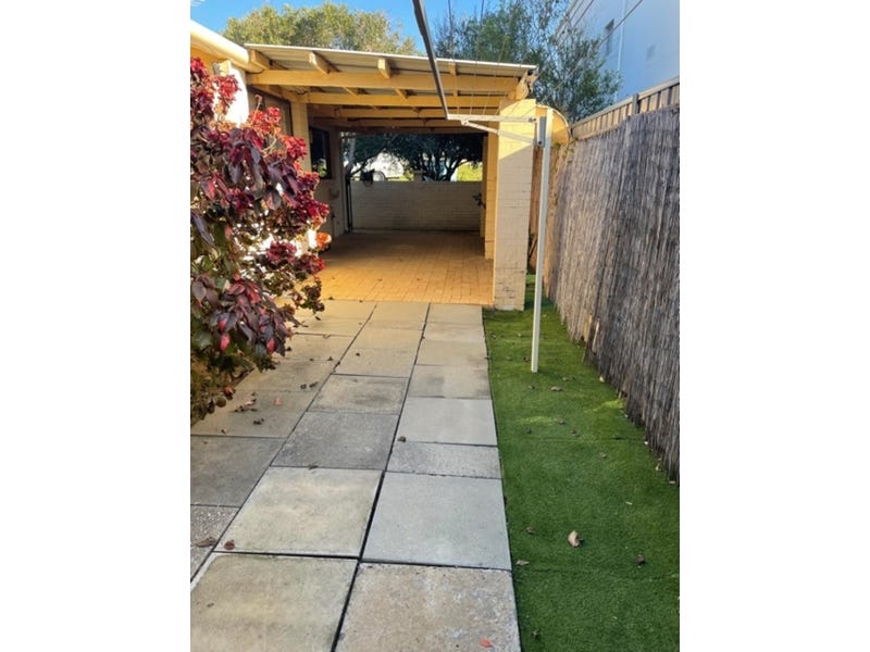 Ocean Villa for Rent in 4