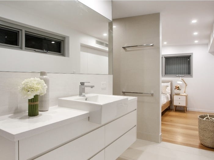 Stunning White & Timber Colour 14