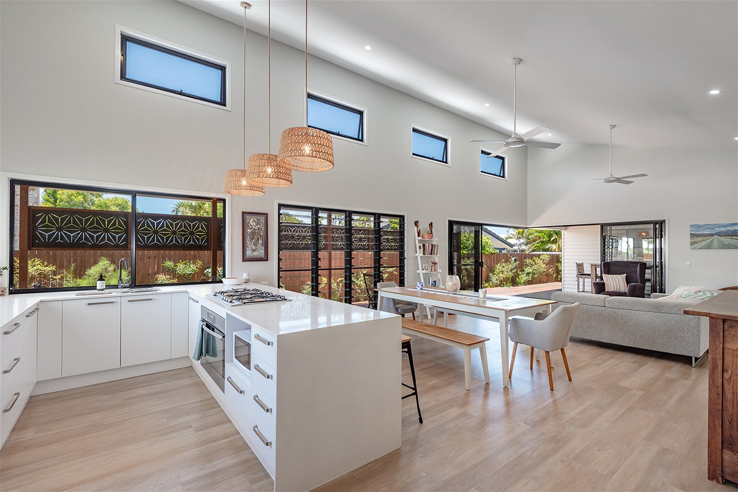 Marcoola Beach Home – Ultimate 6