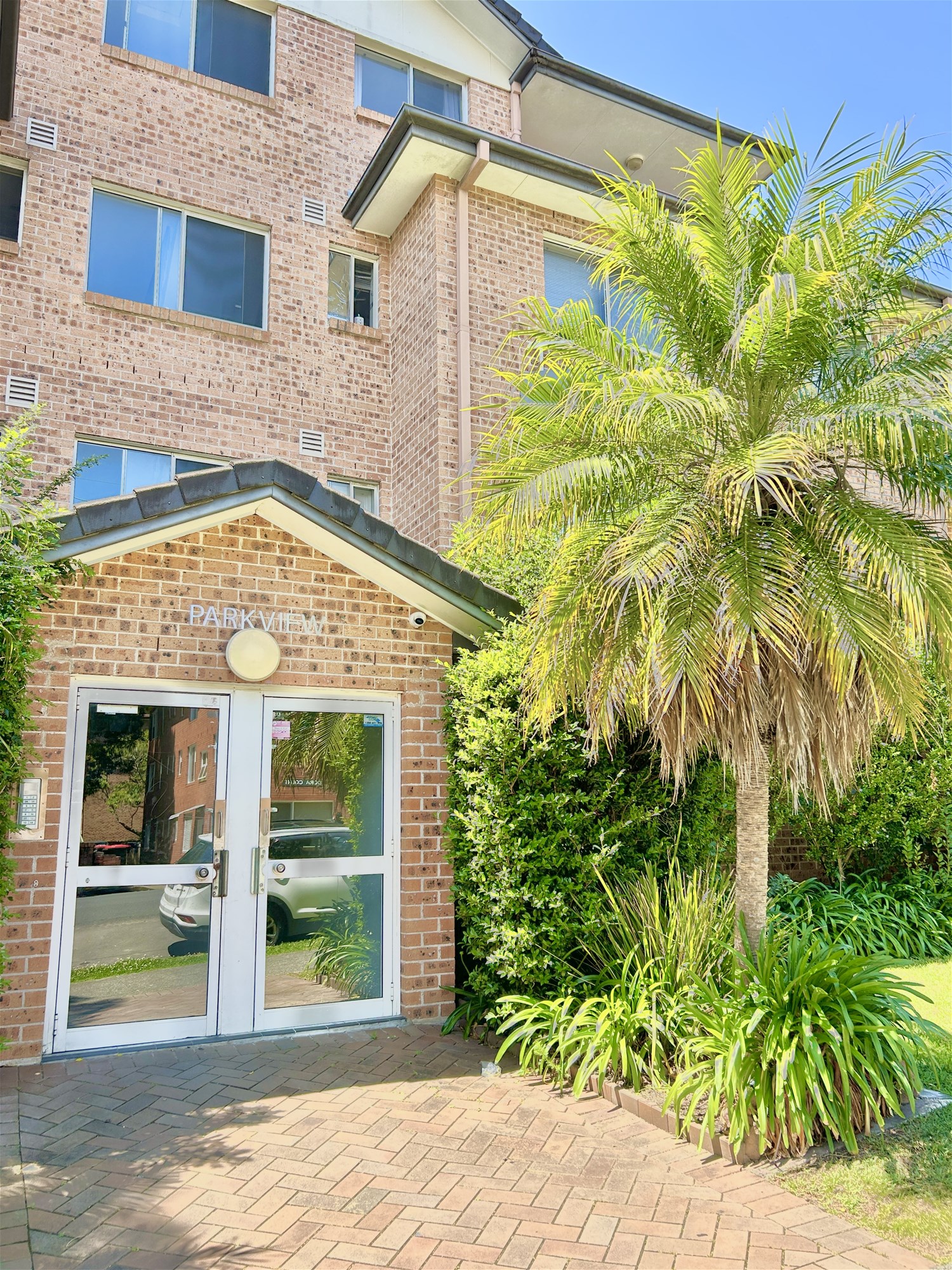 A hidden Rare Gem- Spacious 15