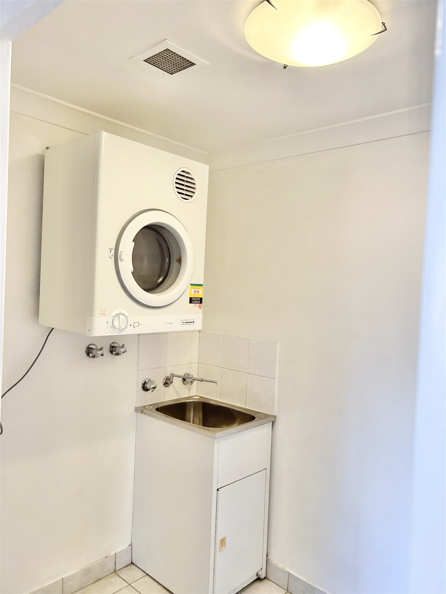 A hidden Rare Gem- Spacious 11