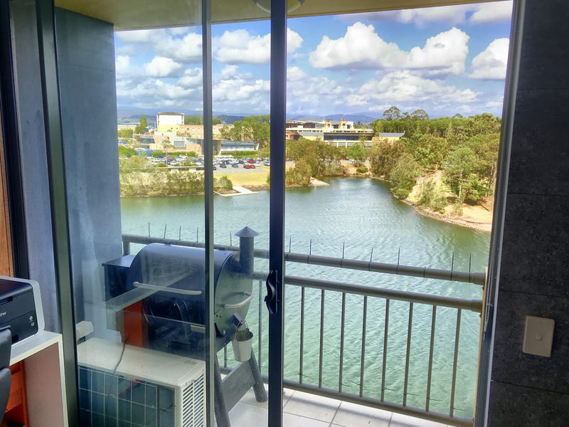 Renovated studio with views over 6
