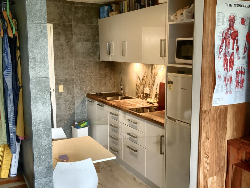 Renovated studio with views over 8