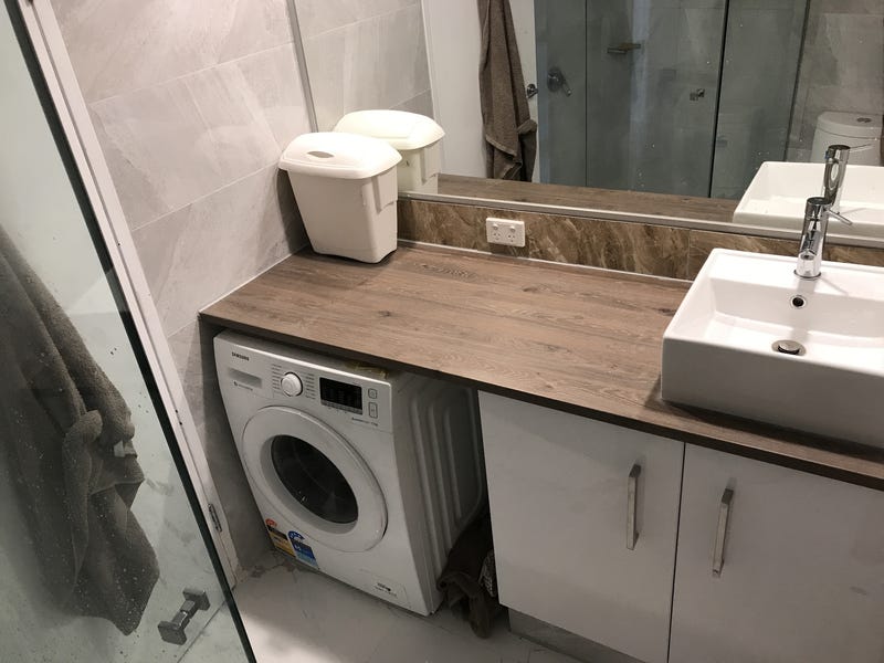 Renovated studio with views over 11