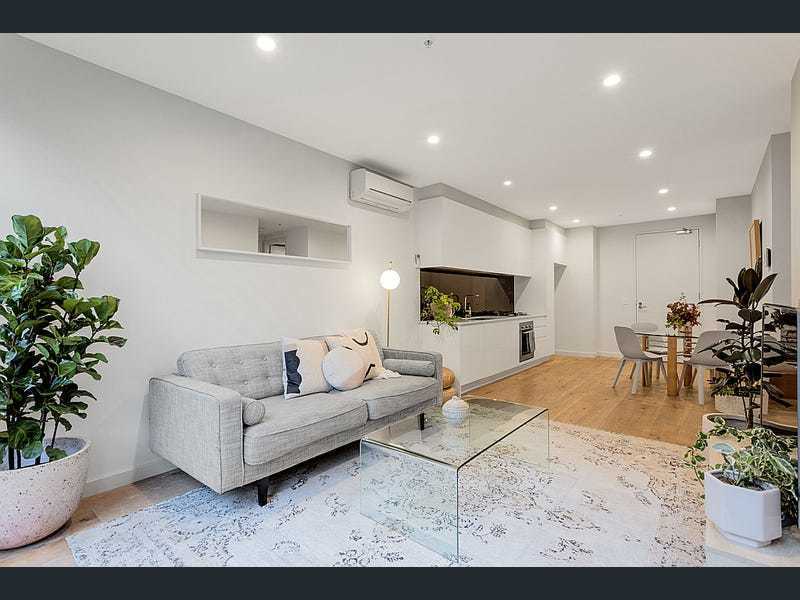 Ground floor oasis with private 4