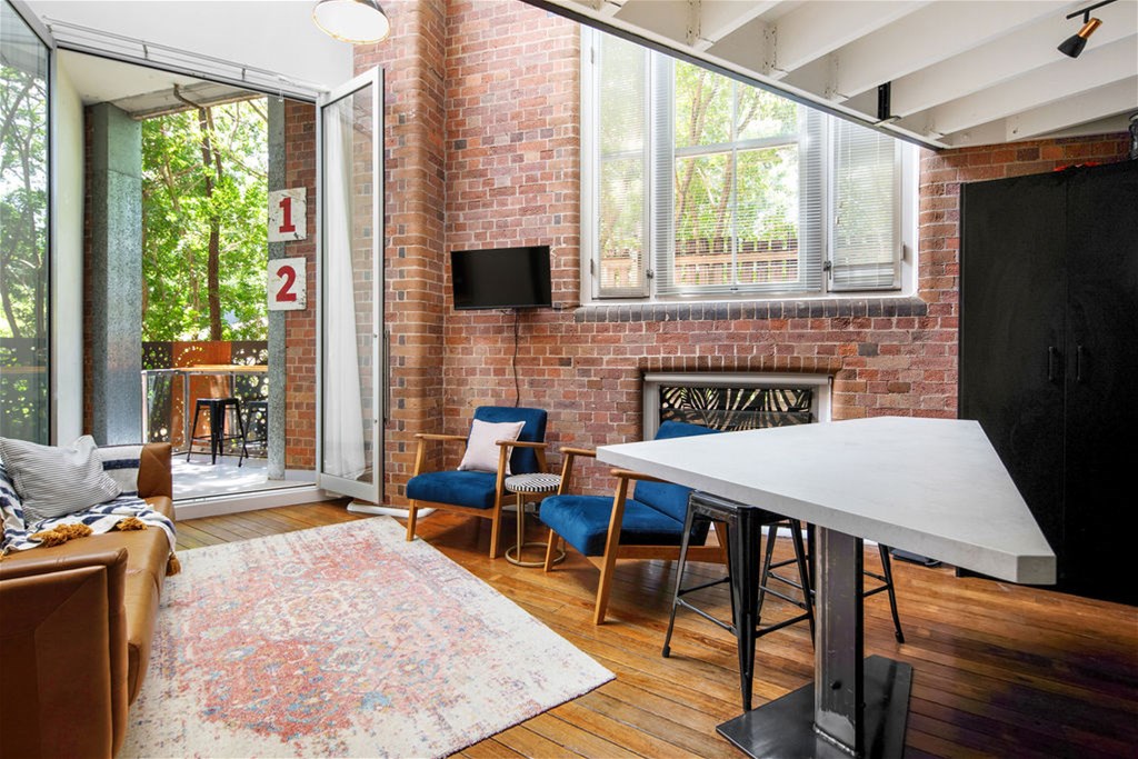 Top Floor Wool Store Apartment 5