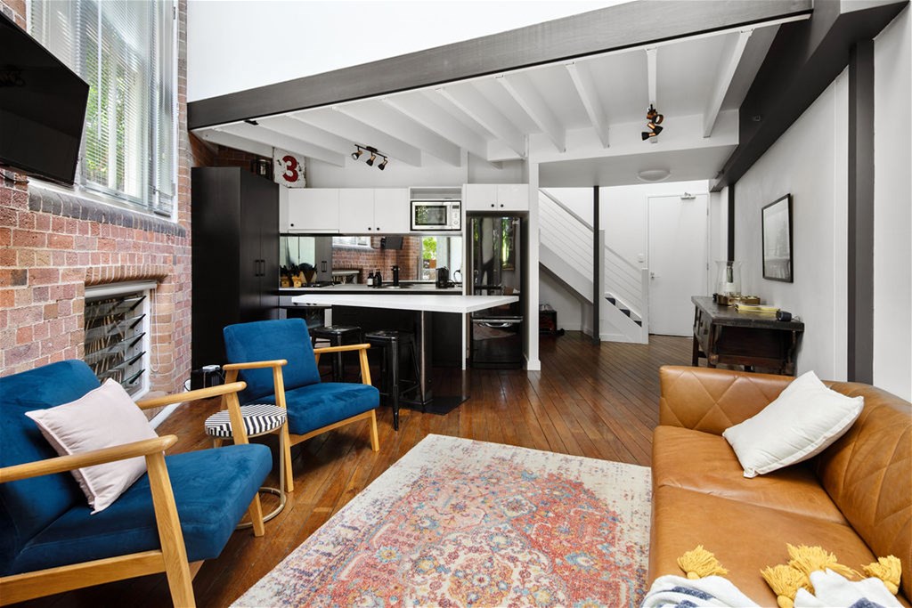 Top Floor Wool Store Apartment 6