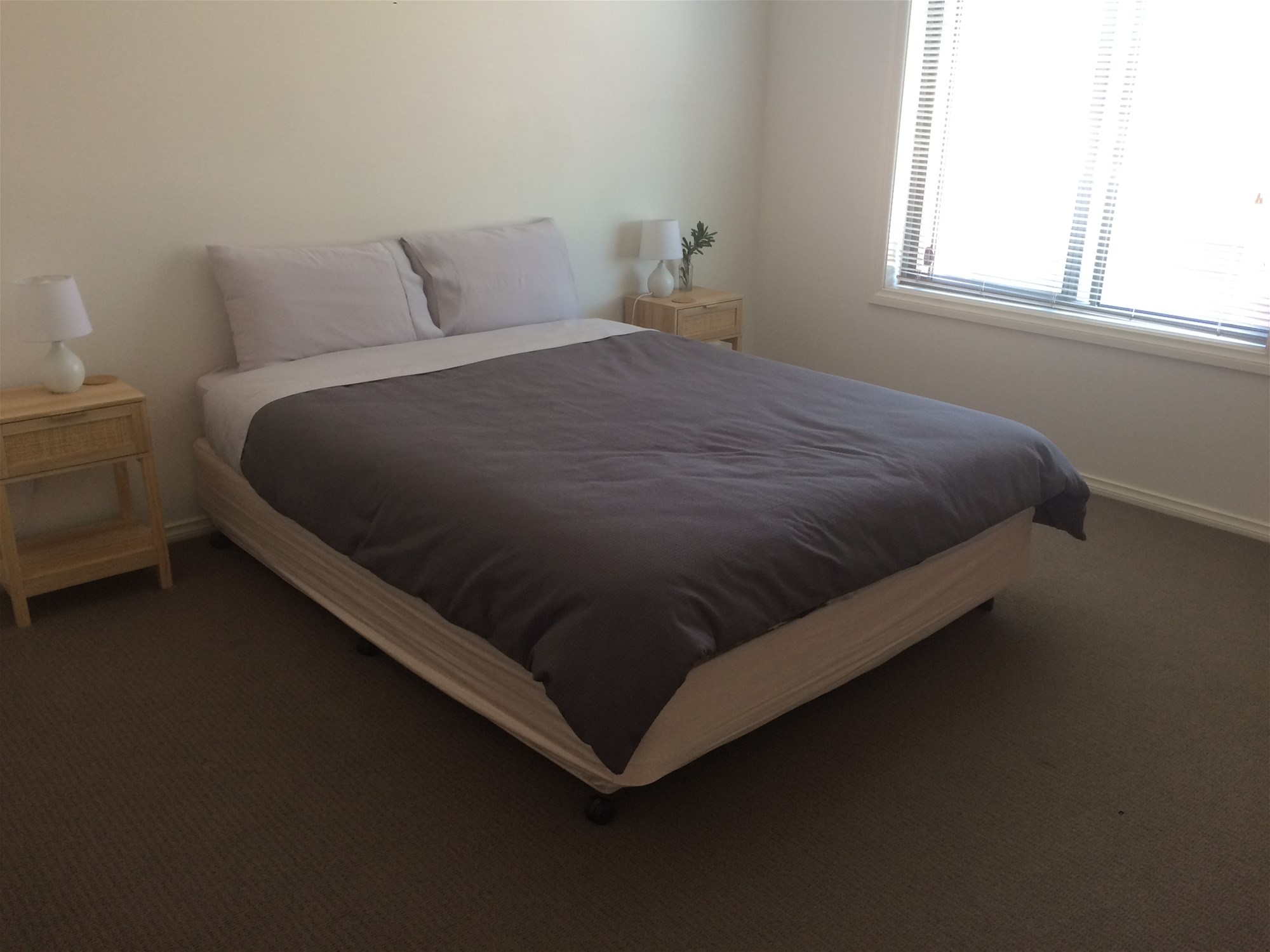GREAT CENTRAL LOCATION 8