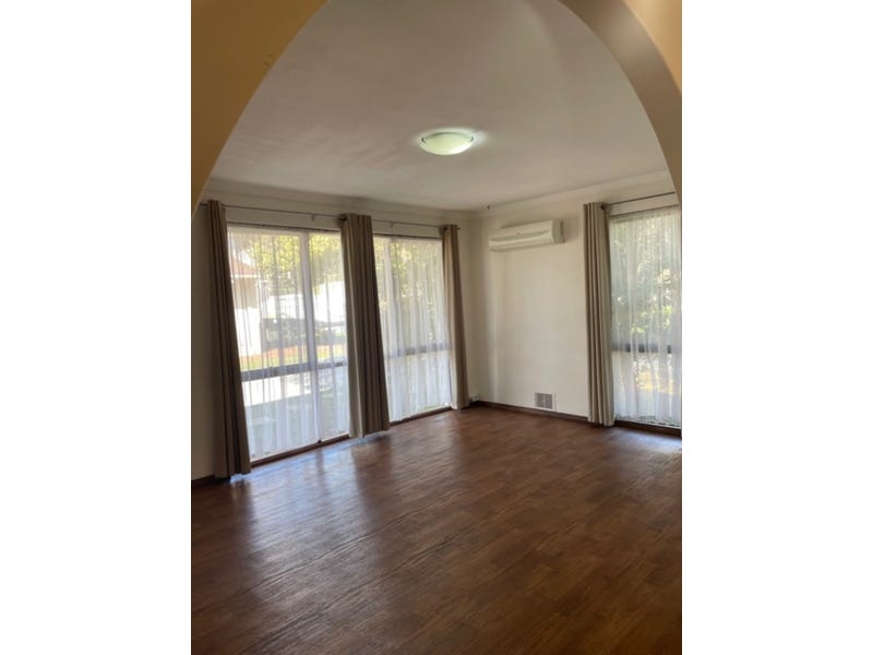 Ocean Villa for Rent in 9